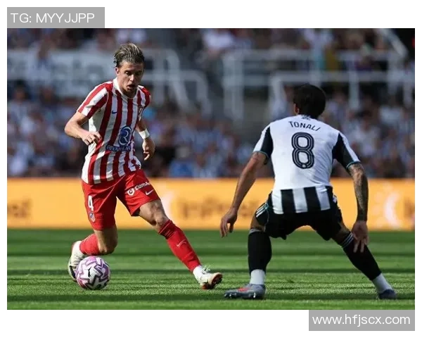 英超激战：马竞与曼联战成平局精彩瞬间回顾