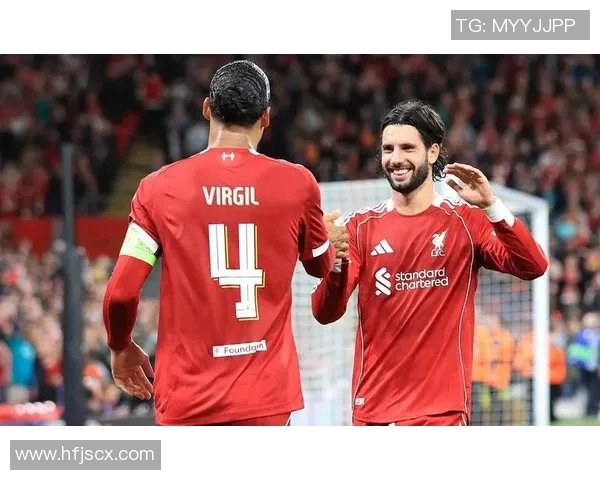 利物浦逆转巴黎圣日耳曼6-2绝杀瞬间引发争议判罚全场沸腾