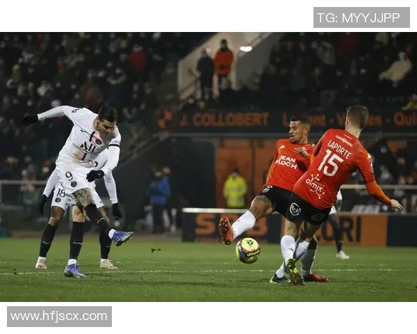 意甲激战：波尔图狂胜巴黎圣日耳曼5-1神奇扑救点燃全场激情