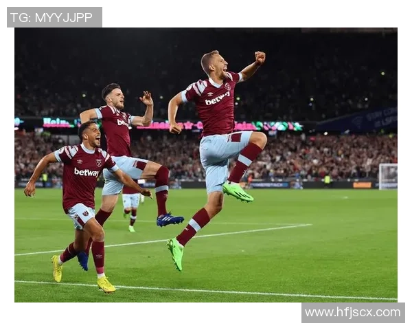 德甲激战:AC米兰与本菲卡平局点球大战成比赛转折点 德甲激战:AC米兰与本菲卡平局点球大战成比赛转折点